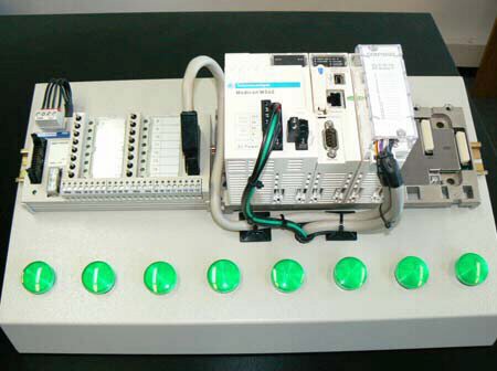 Módulo Didáctico PLC MODICON M 340 SCH M 340