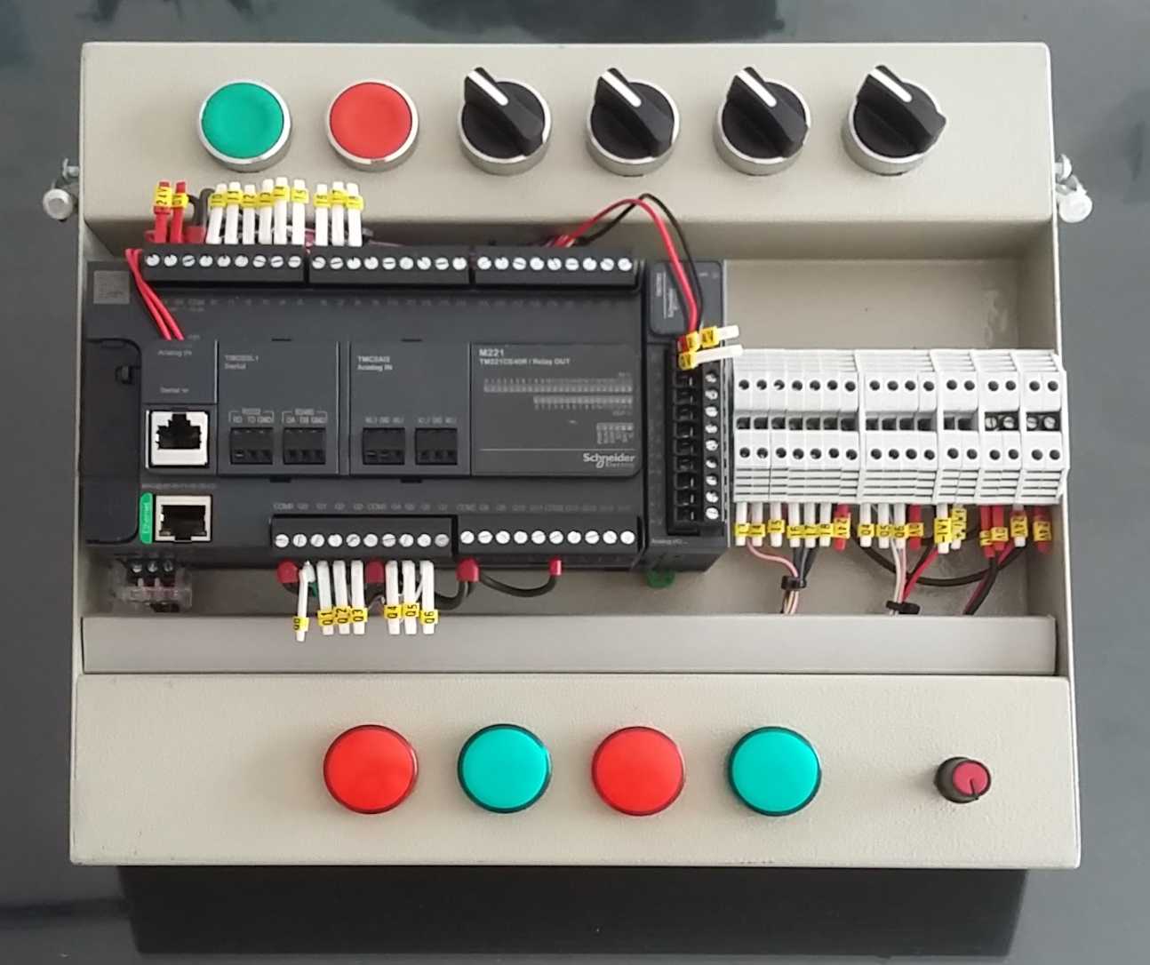 Módulo Didáctico PLC modular Modicon M221 SCH PLC Avanzado