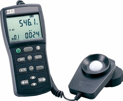 Luxómetro digital profesional con datalogger y salida a PC TES-1339R